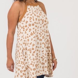 Agnes & Dora Keyhole Tunic 3XL